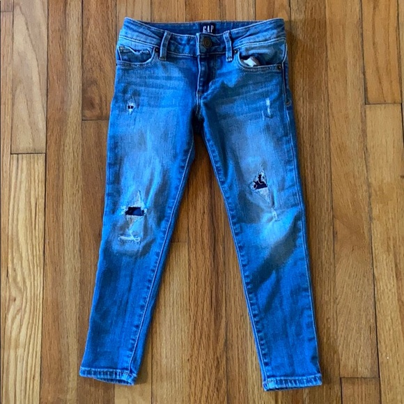 Sold as a set! Three pairs of girls size 5 Jeans - Picture 2 of 9